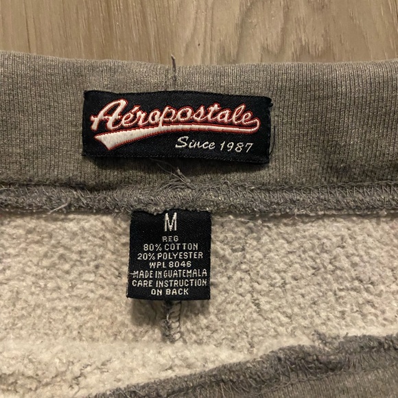Vintage Aéropostale sweatpants - Picture 4 of 5